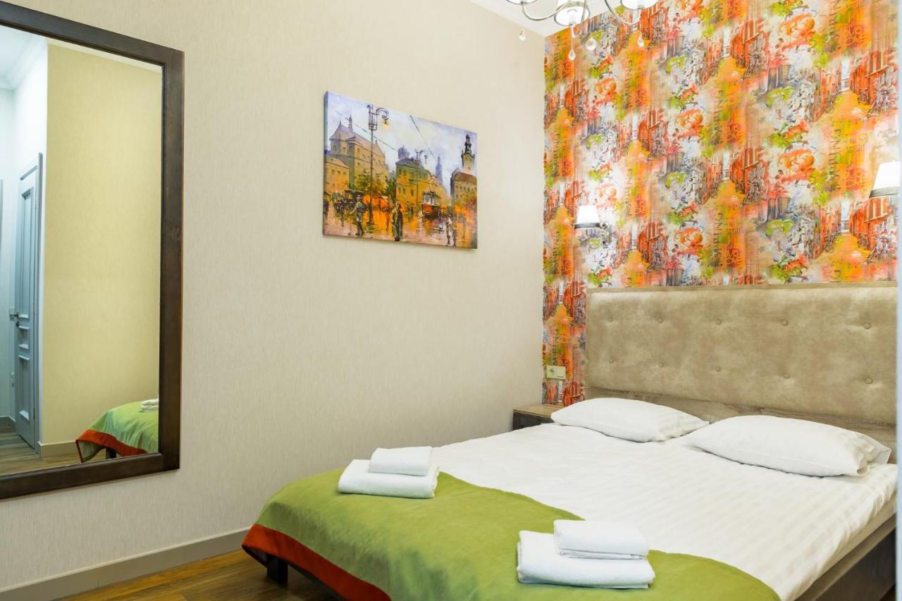 Mini Hotel Barvy Lvova On Horodotska St. Luaran gambar