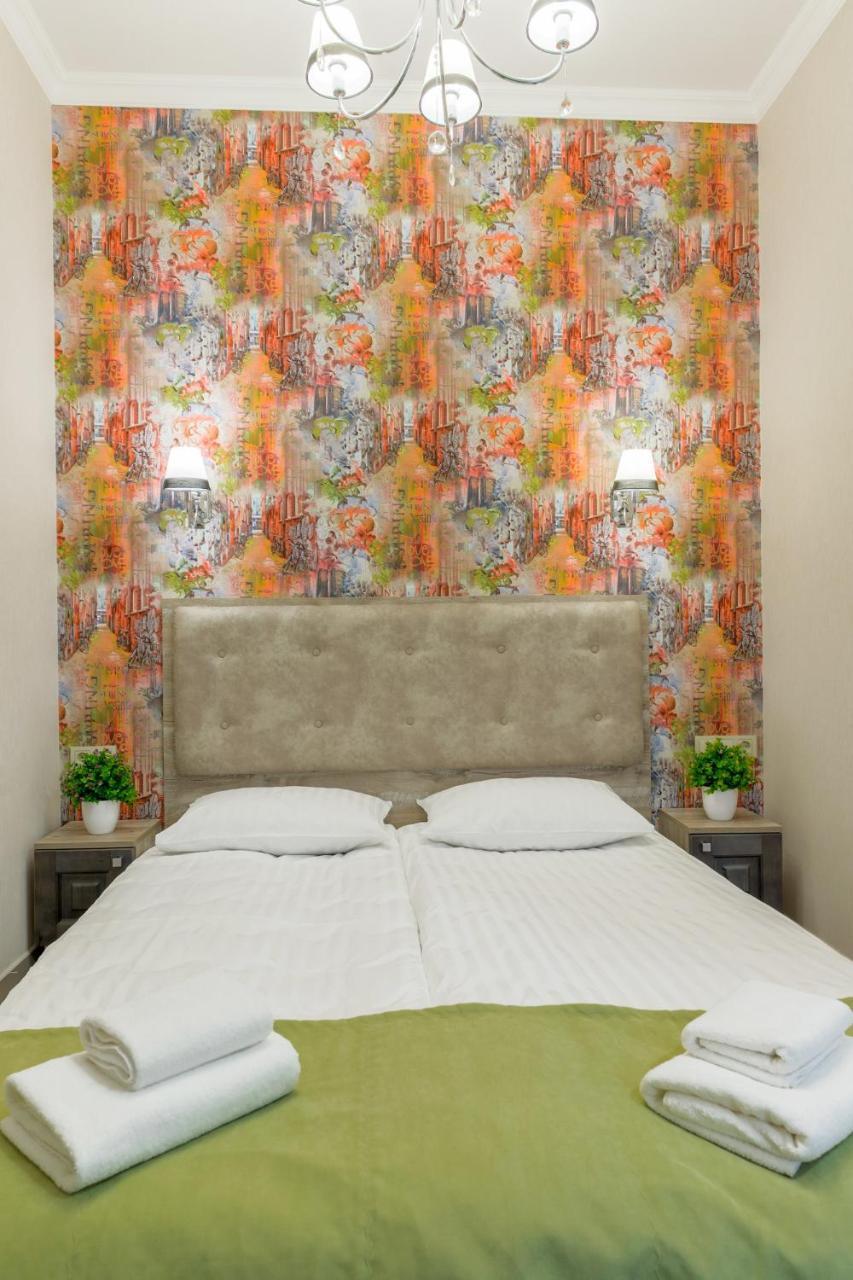 Mini Hotel Barvy Lvova On Horodotska St. Luaran gambar